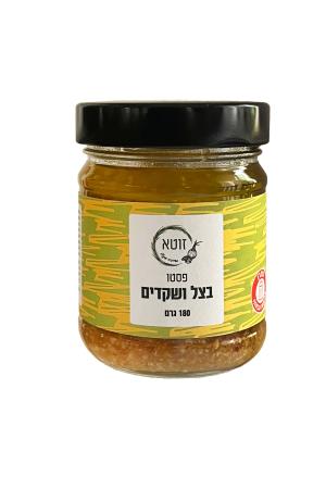 פסטו בצל ושקדים פסטו בצל ושקדים