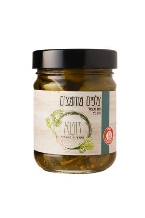 צלפים מוחמצים בשמן זית וחומץ
